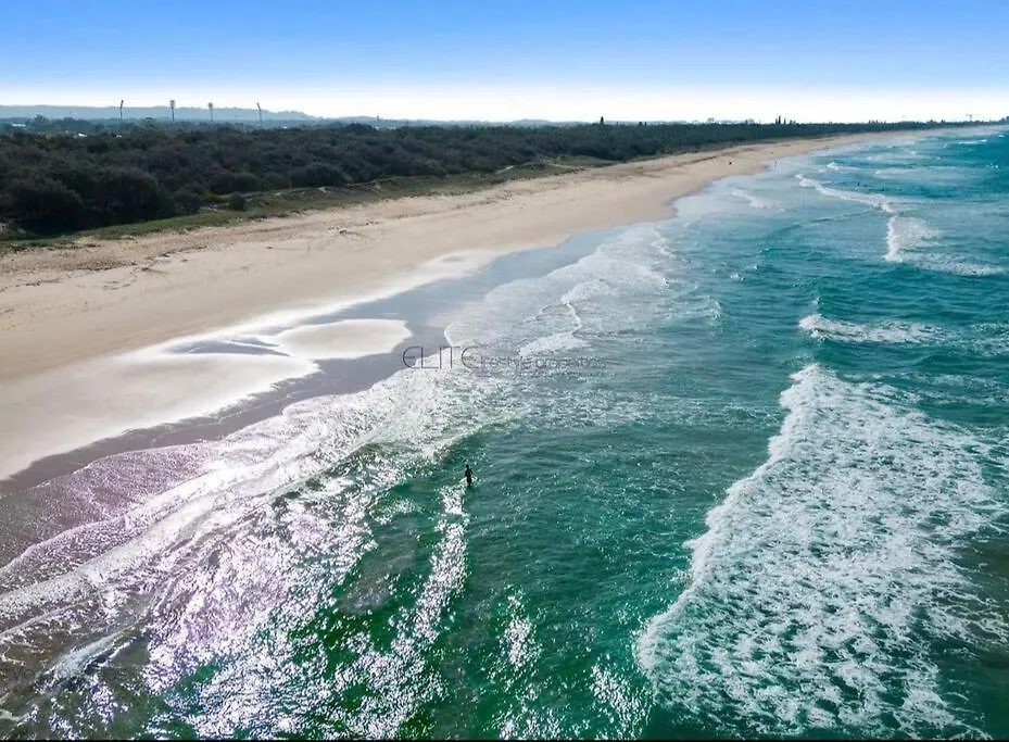 Bokarina Beachfront Apartment 0*, Kawana Waters Austrálie